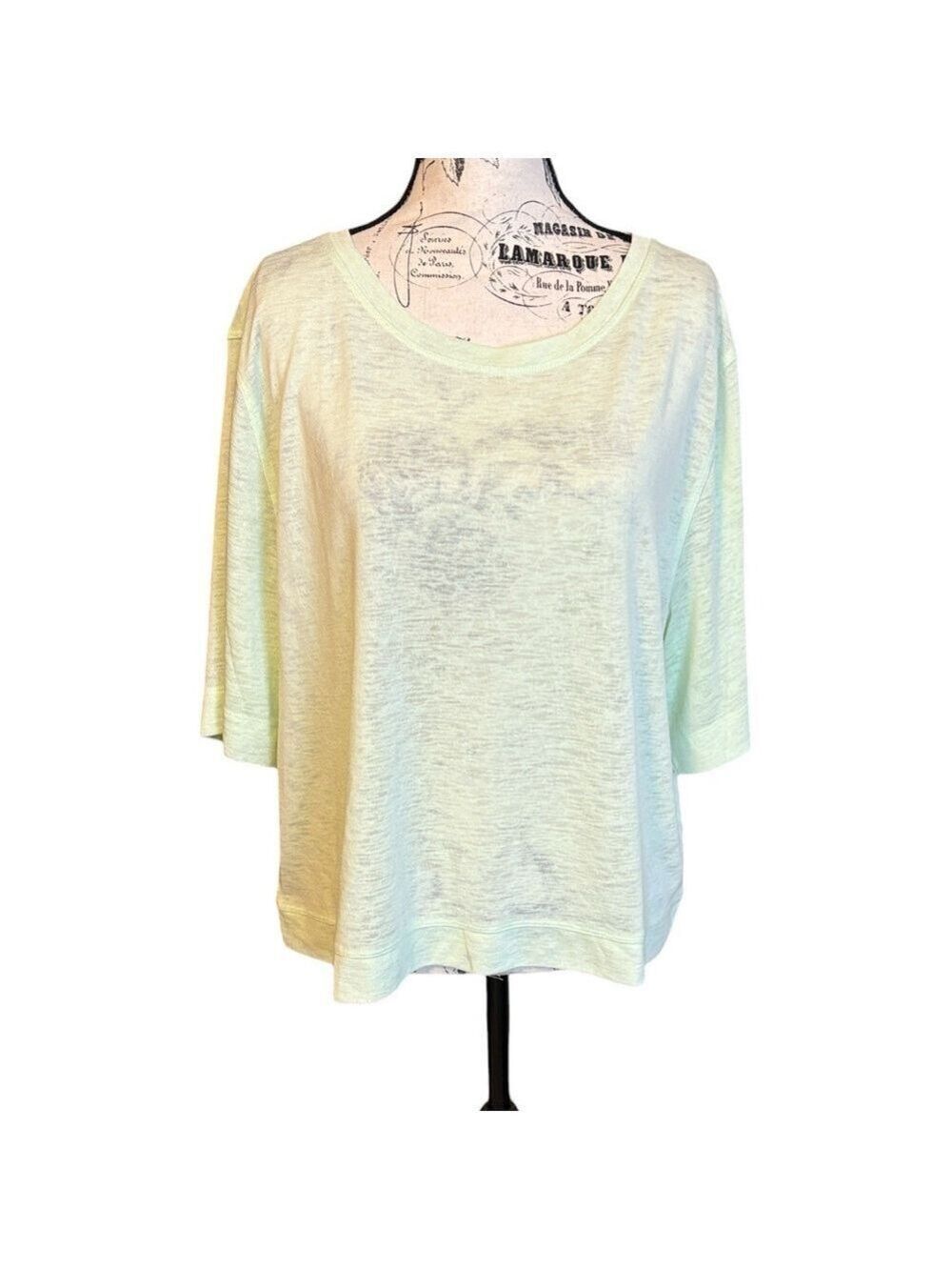 Athleta Breezy Serene Tee Lightweight Relaxed Fit Light Green Size L